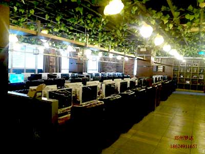 新鄉魔方5網咖桌椅網咖沙發定制